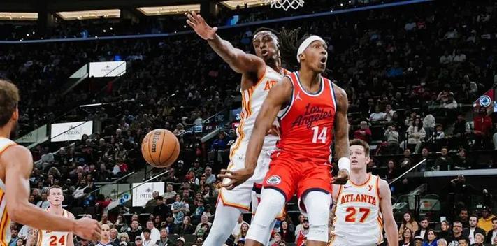 B体育app-快船客场横扫老鹰，全队状态神勇