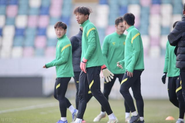 B体育官方-热门球队经理人加紧引援工作的简单介绍