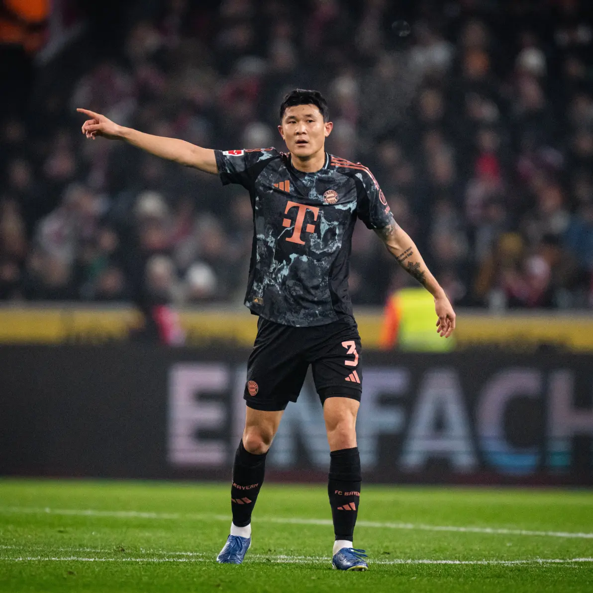 B体育app下载-关于门兴格拉德巴赫客场逆转击败塞维利亚，豪取三分的信息