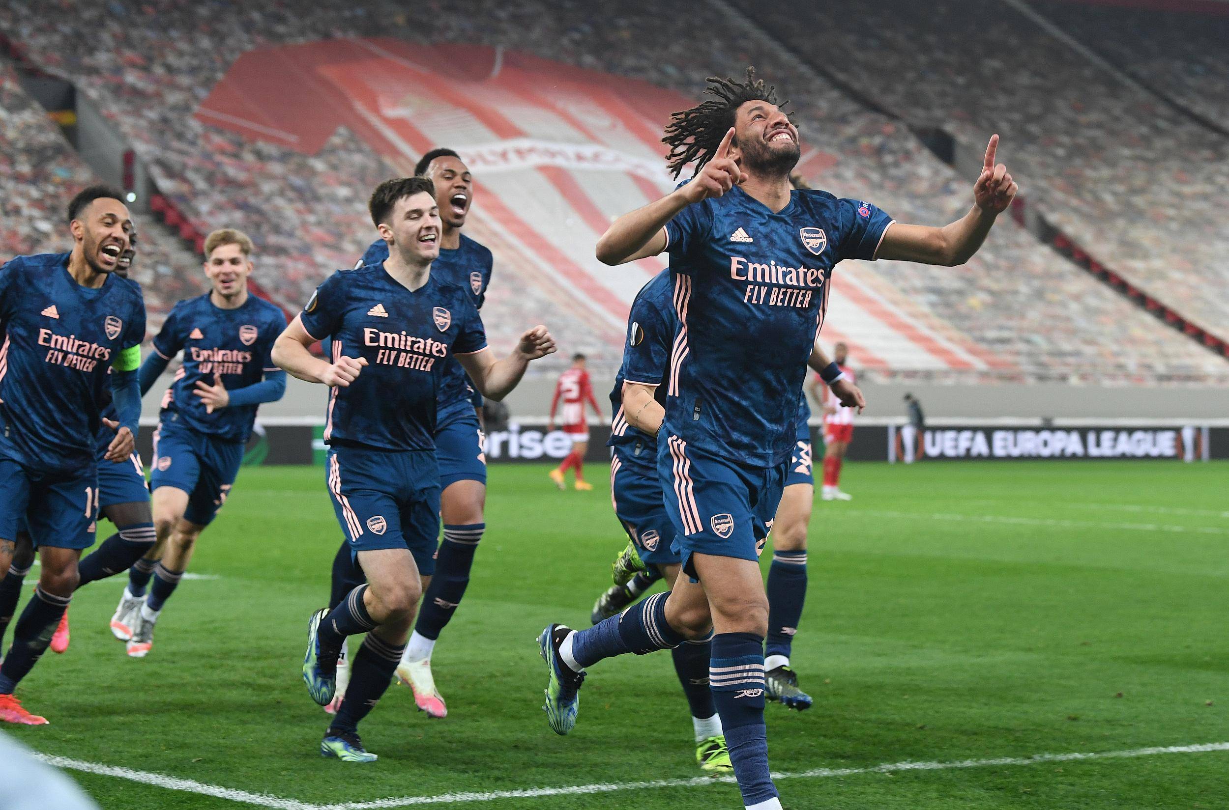 曼城重回联赛前列,稳固争冠地位 曼城重回联赛前列,稳固争冠地位