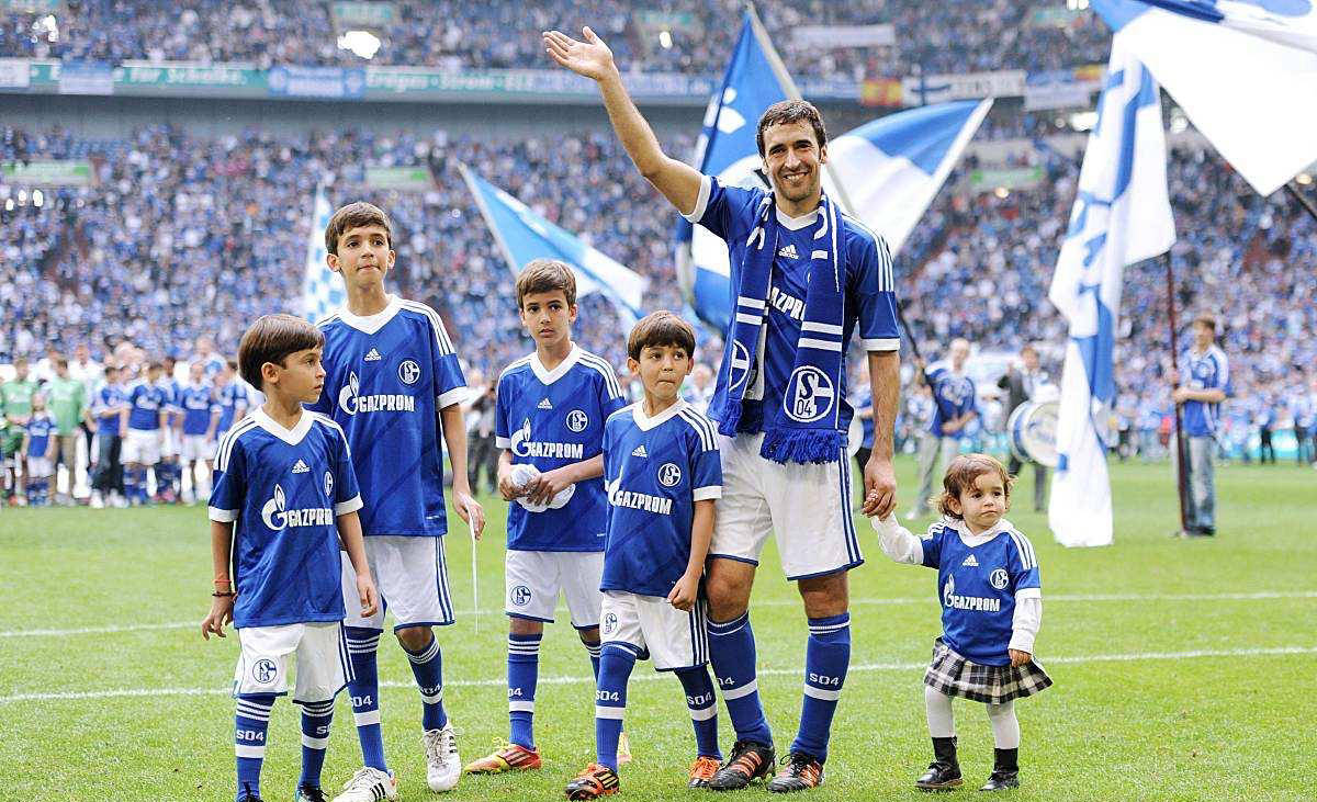 B体育网址-包含沙尔克04换帅无缘成功，陷入低迷的词条